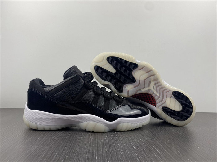 Jordan 11 Retro Low 72-10 AV2187-001