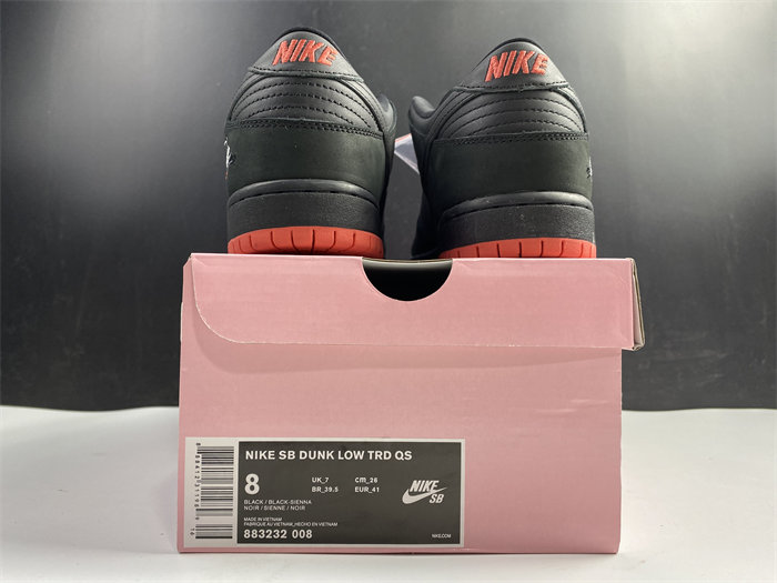 Nike SB Dunk Low Black Pigeon  883232-008