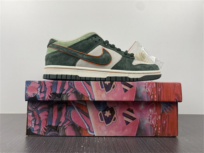 Nike SB Dunk  LF0039-007