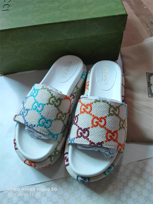 Gocci Slipper