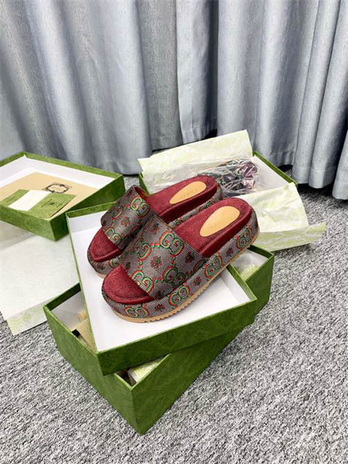 Gocci Slipper