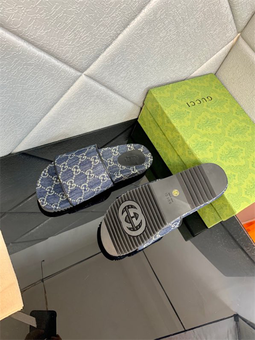 Gocci Slipper