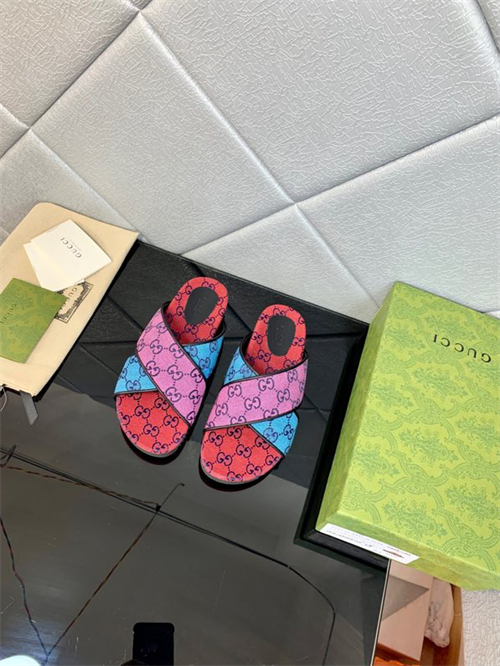 Gocci Slipper