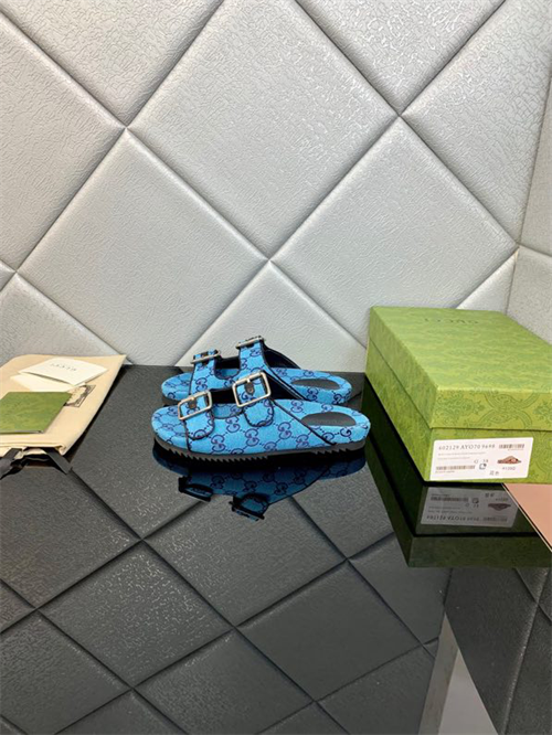 Gocci Slipper