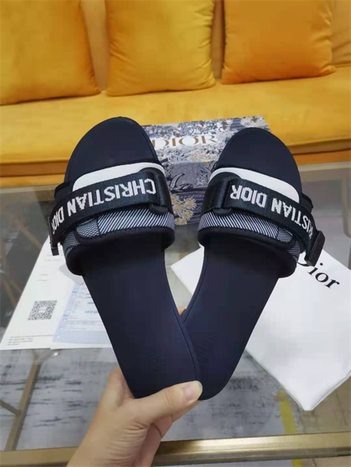Dio Slipper