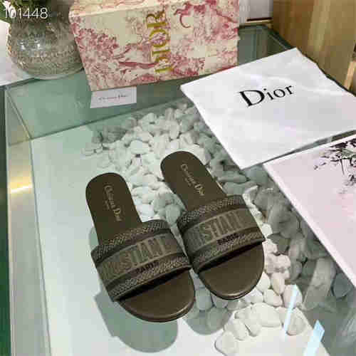 Dio Slipper