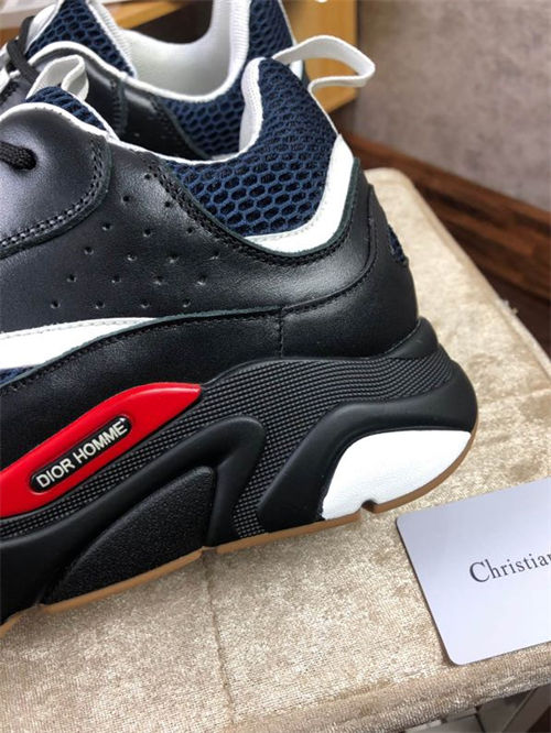 DR B22 SNEAKER