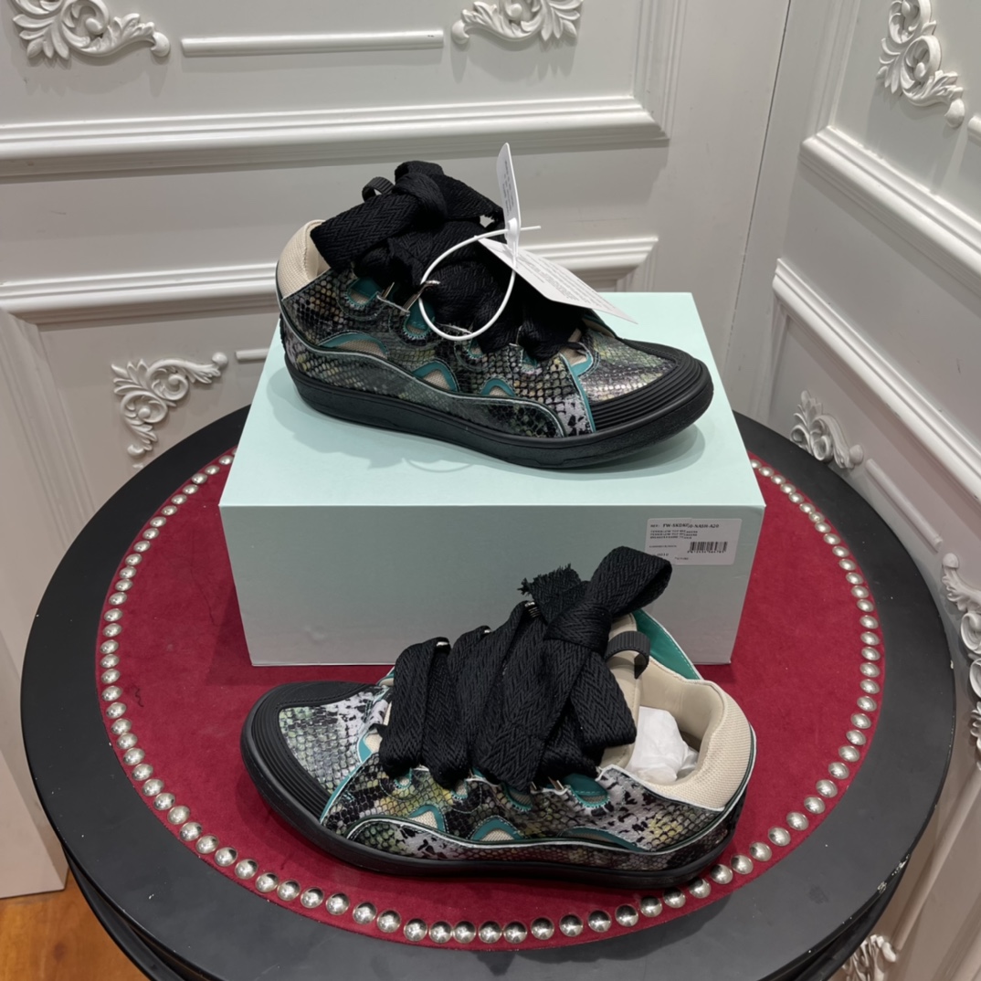Lanvon Curb Sneaker
