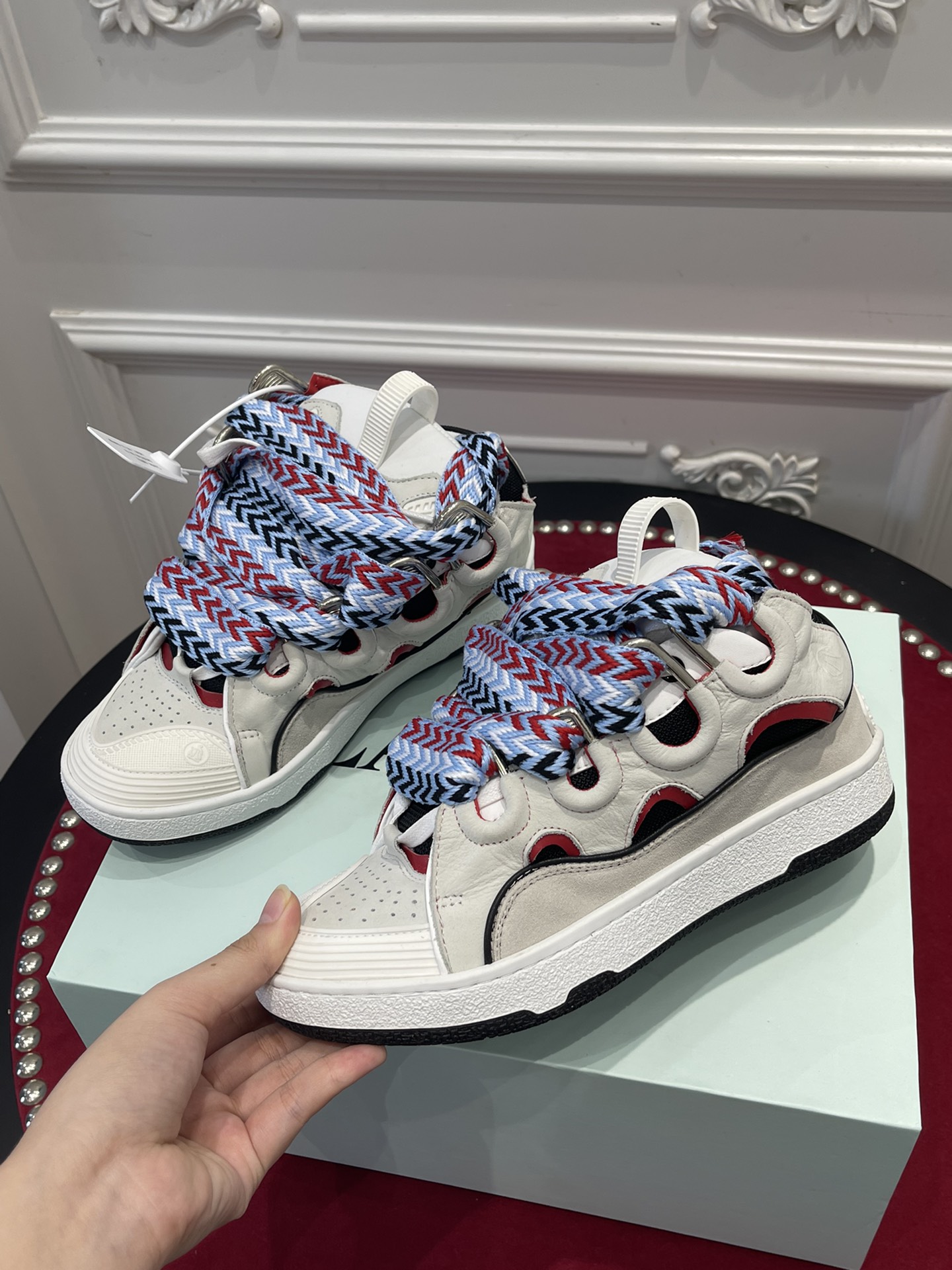 Lanvon Leather Curb Light Grey Blue Black Red FM-SKRK11-DRAG-E221220