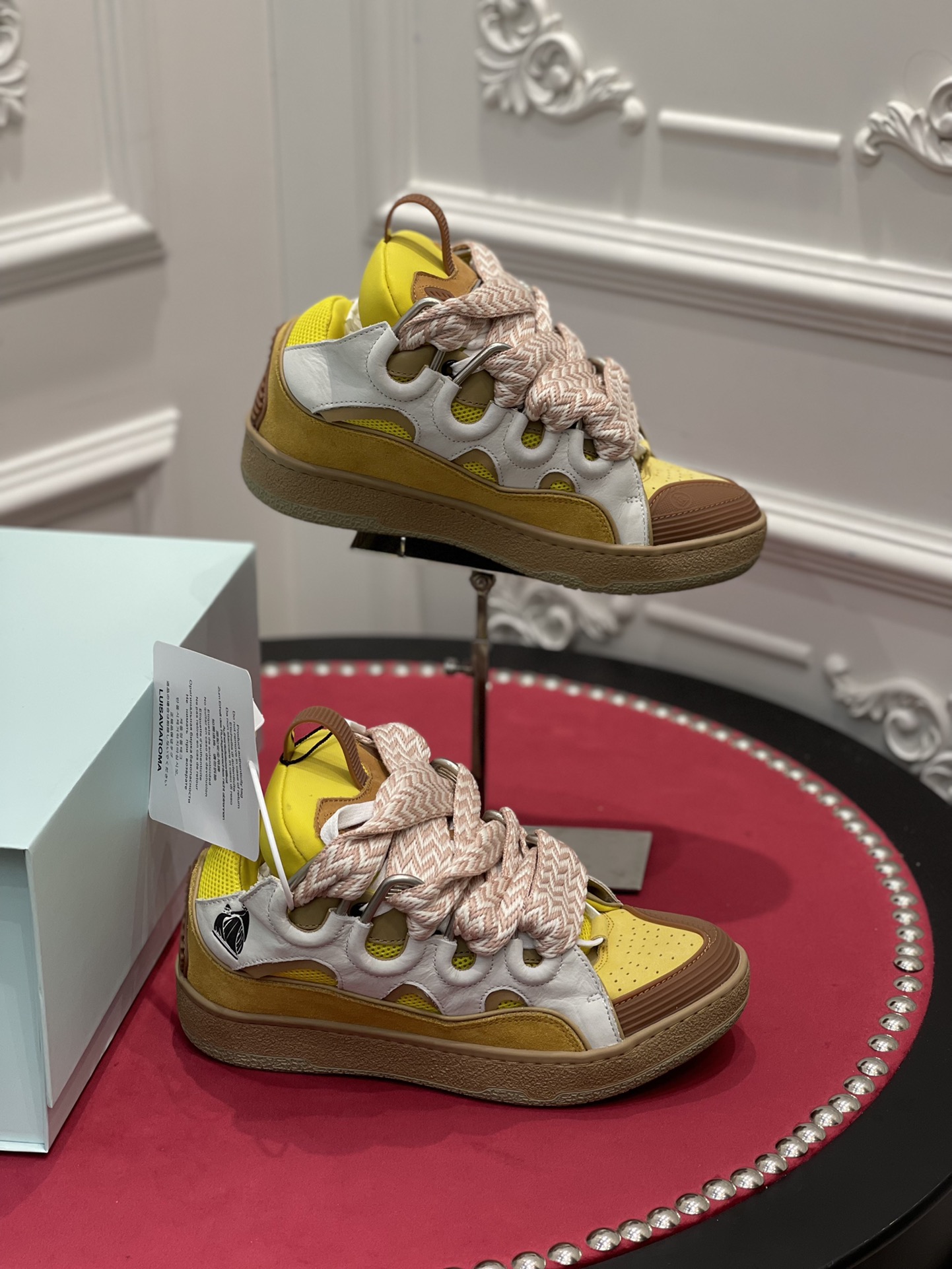 Lanvon Leather Curb Beige Yellow FM-SKRK11-DRAG-H200509
