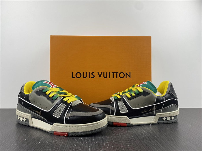 Luis Vitton Trainer Green SS21 1A8QA5