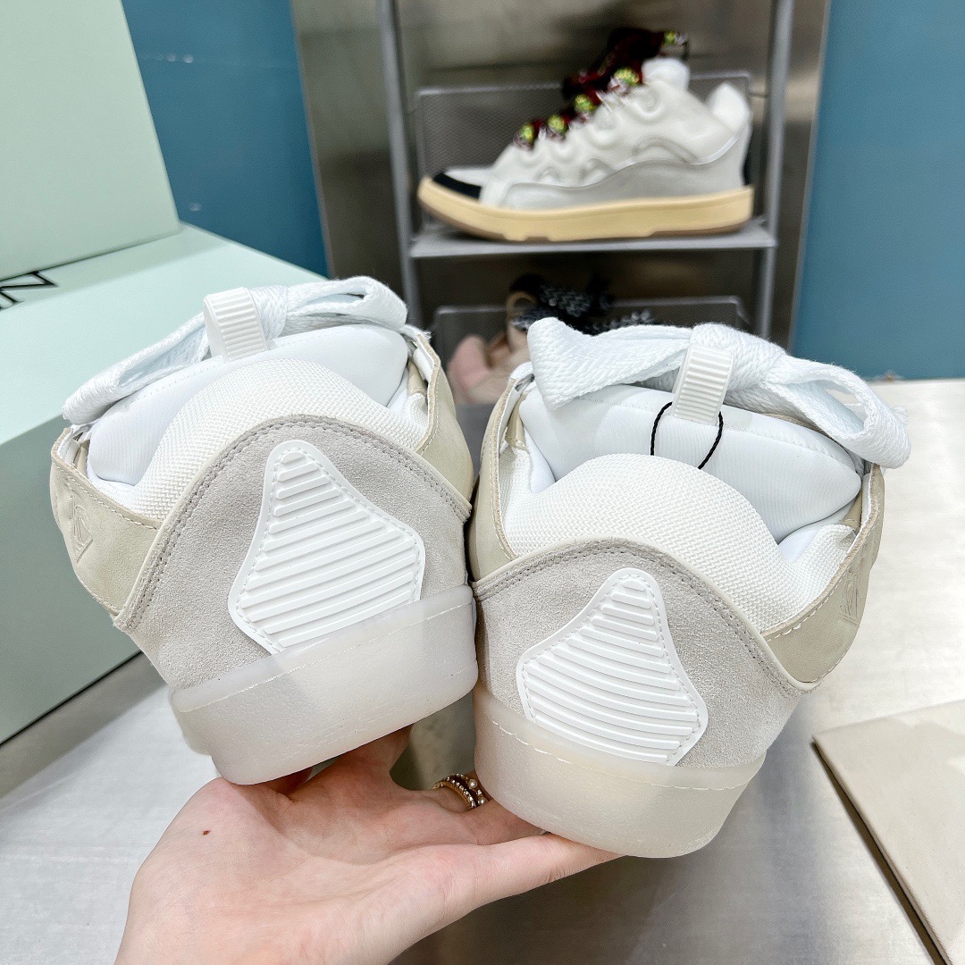 Lanvon Leather Curb 3