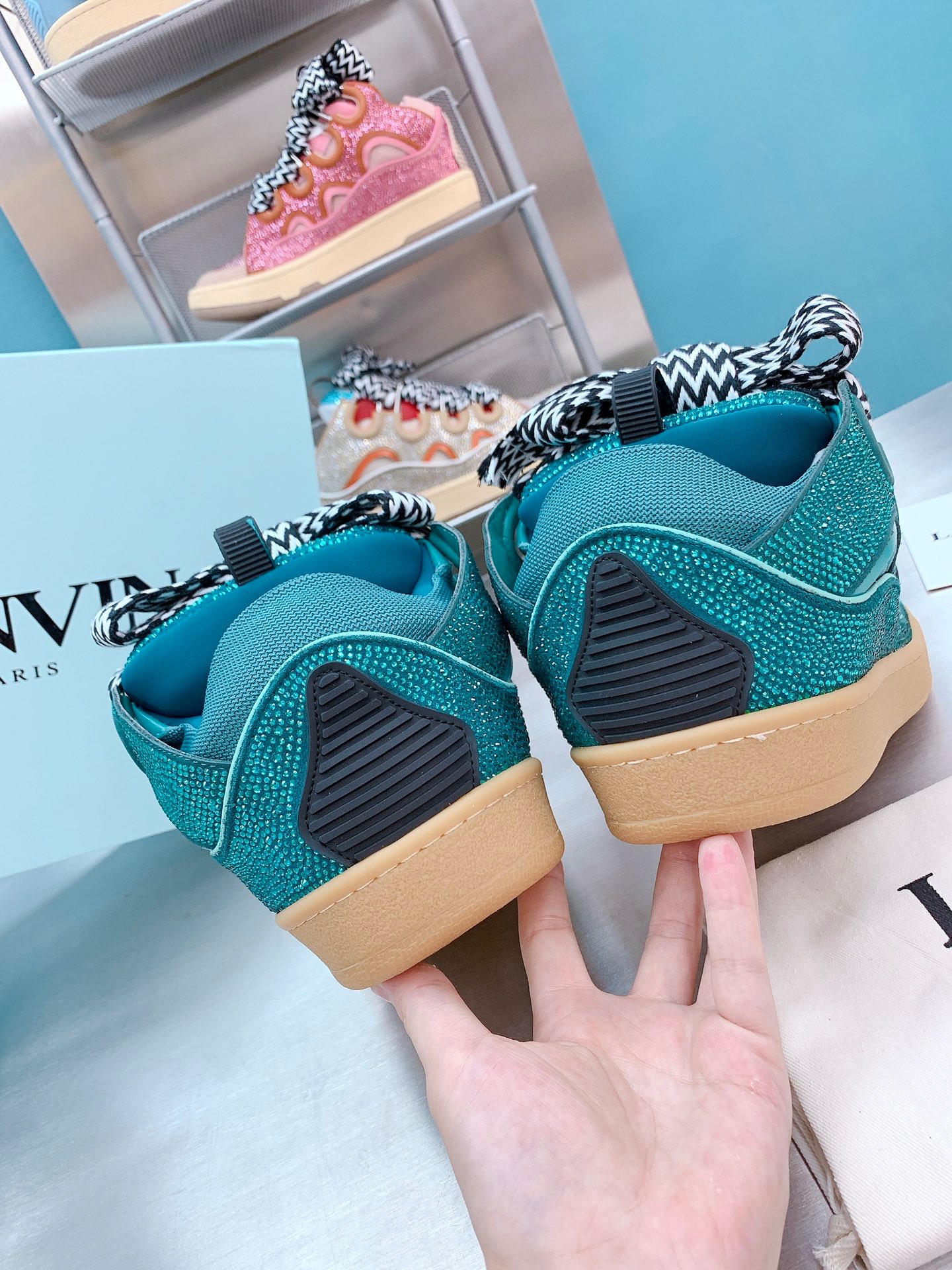 Lanvon Curb Sneaker 25