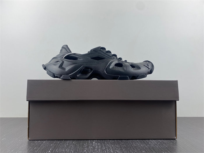 Balenciaga HD Lace Up Black 702421W3CES1000