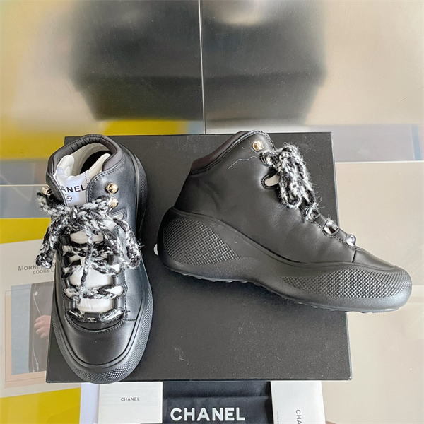 CHANEL 13