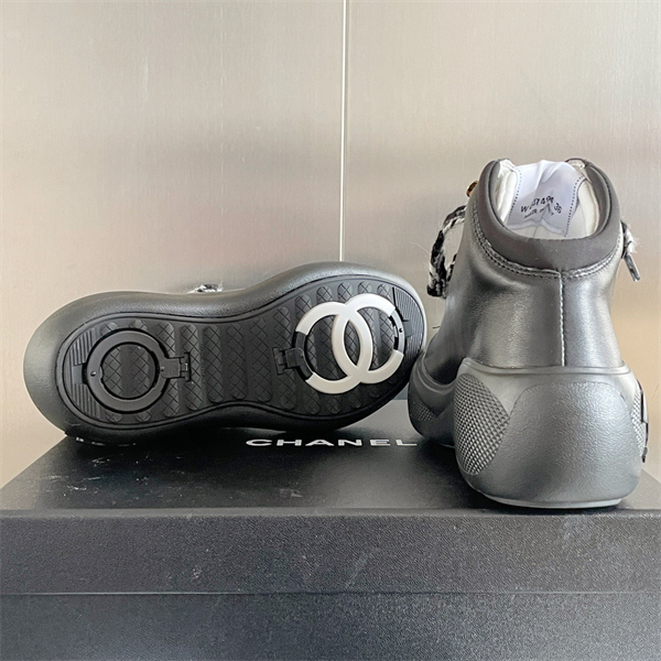CHANEL 13