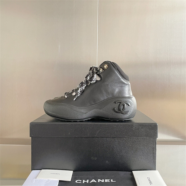 CHANEL 13