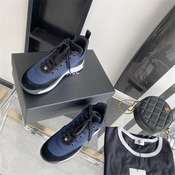 Chanal Sneakers