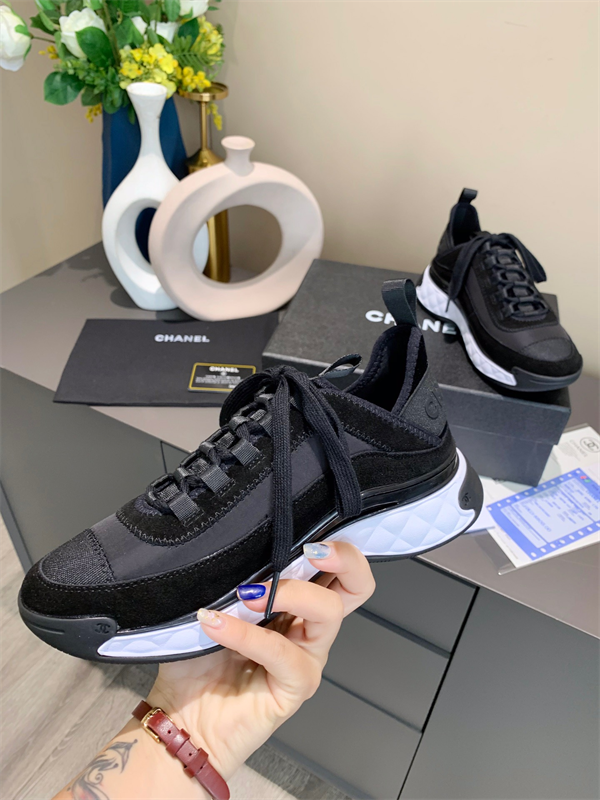 Chanal Sneakers
