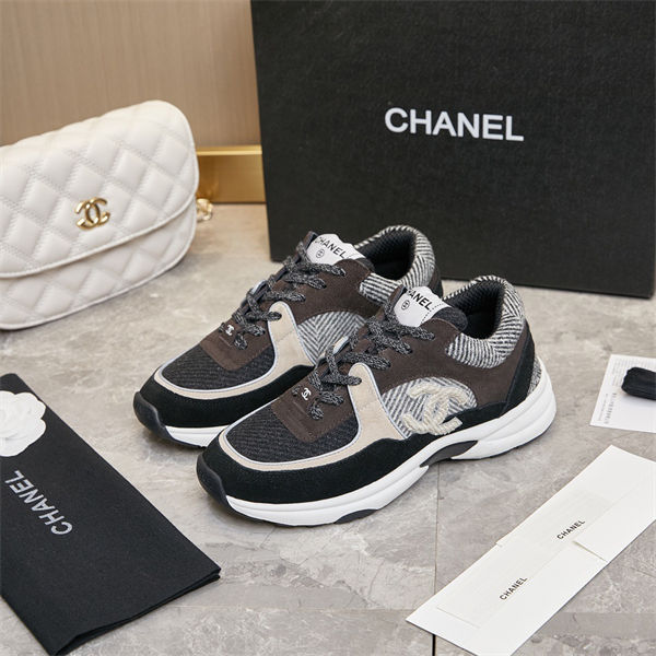 Chanal Sneakers