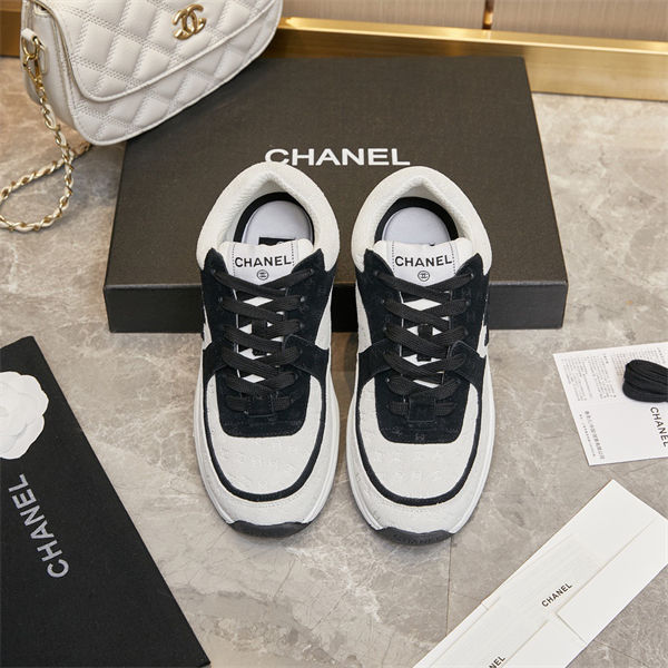 Chanal Sneakers