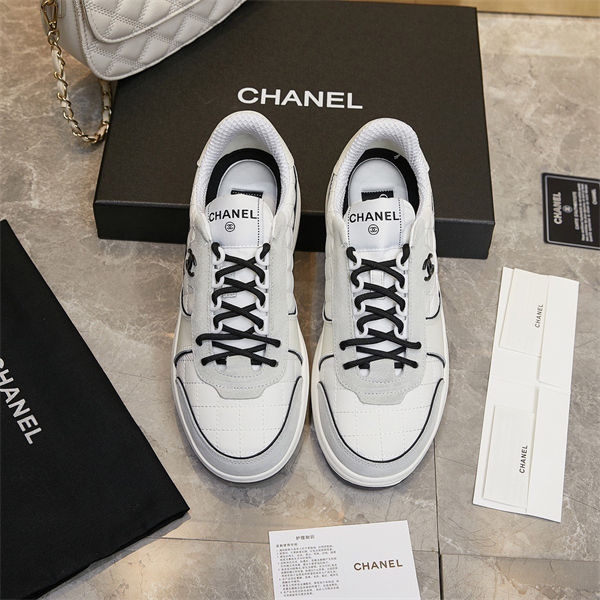 Chanal Sneakers