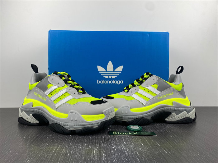 Balenciaga 712821 W2ZB5 7512