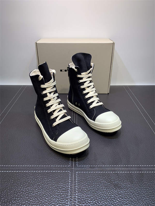 RI*K OWENS SNEAKERS