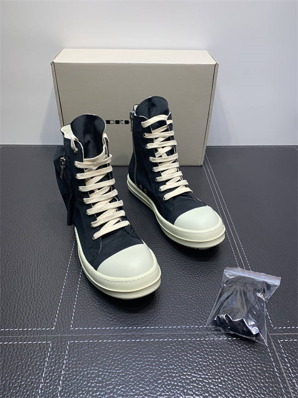 RI*K OWENS SNEAKERS