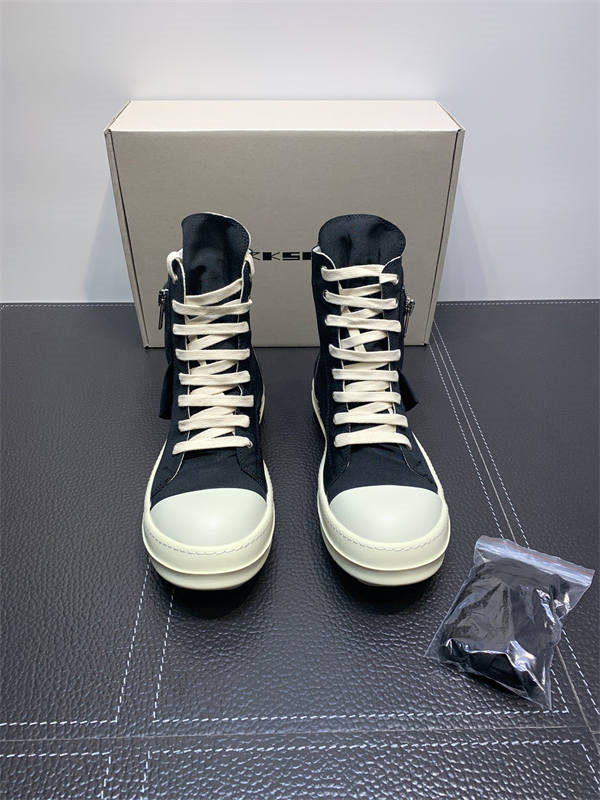 RI*K OWENS SNEAKERS