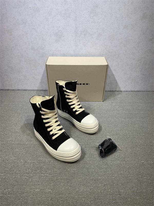 RI*K OWENS SNEAKERS
