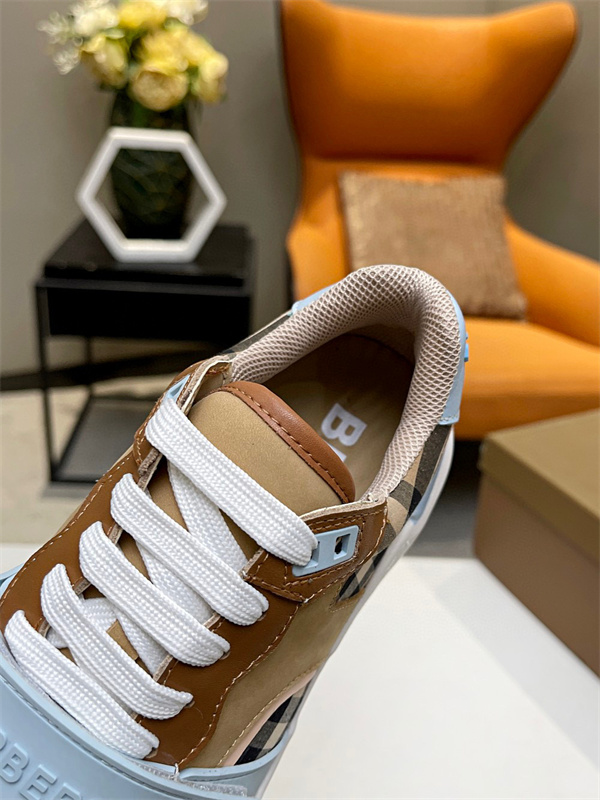 bvrberry MJ003701