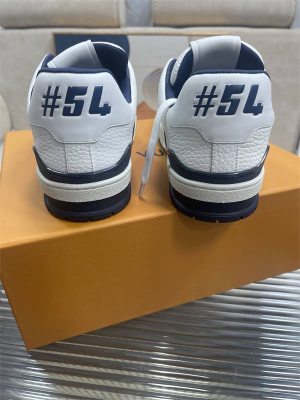 LV061