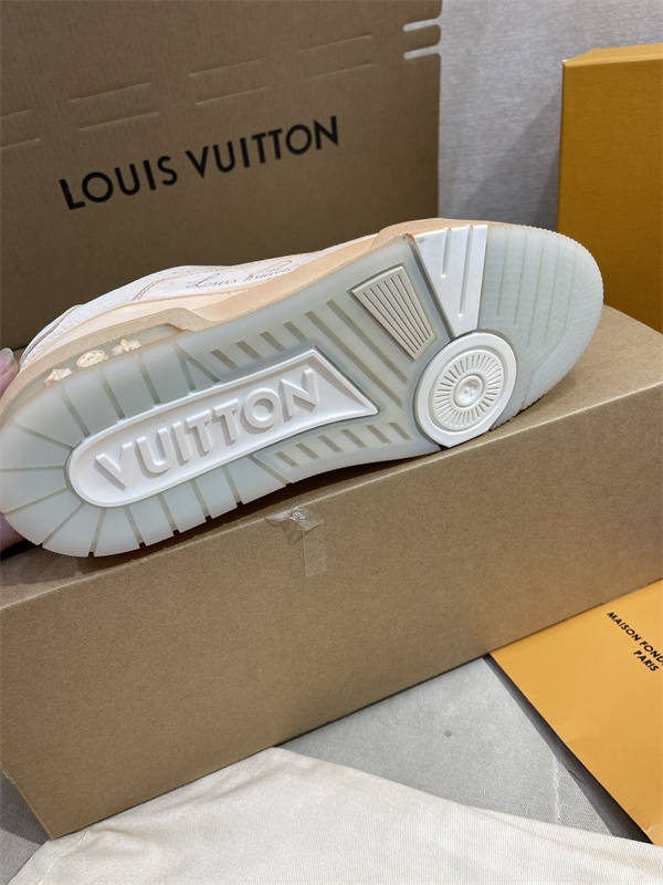 LV086