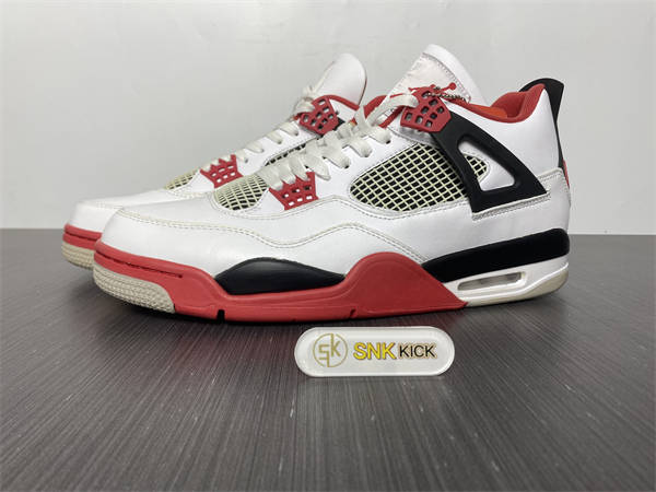 Jordan 4 Retro FIRE RED DC7770-160