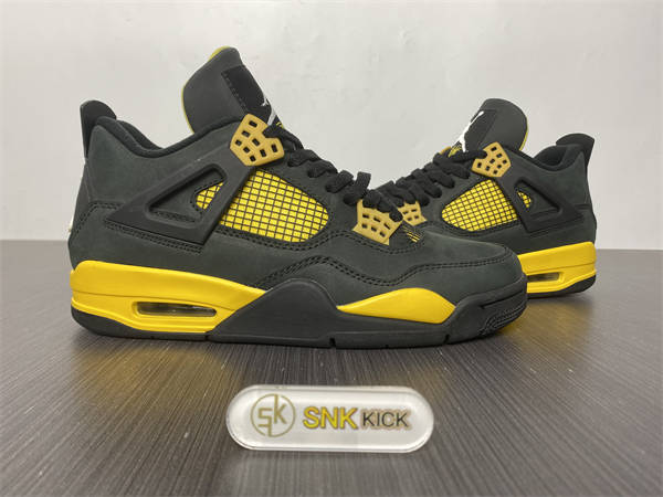 Jordan 4 Retro Thunder DH6927-017