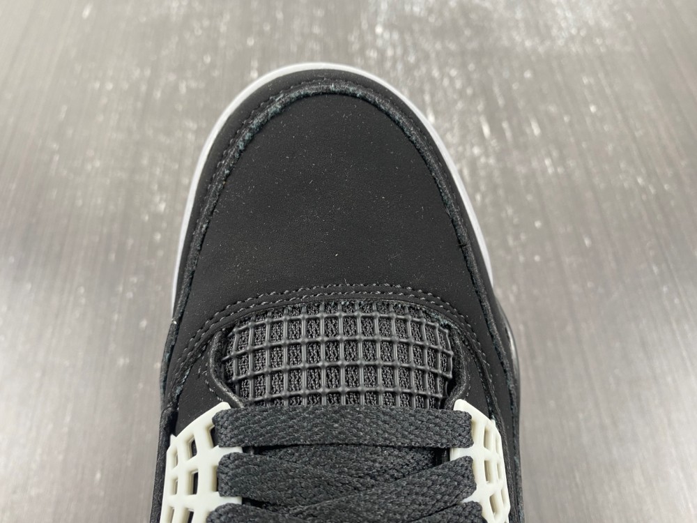 Jordan 4 Retro Bred (2019) 308497-060