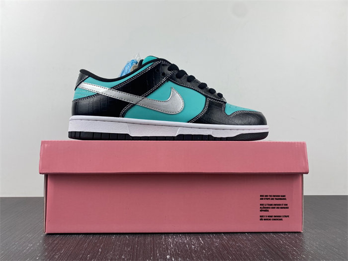 nike sb dunk low Di*m*nd supply co. aqua blue 304292-402