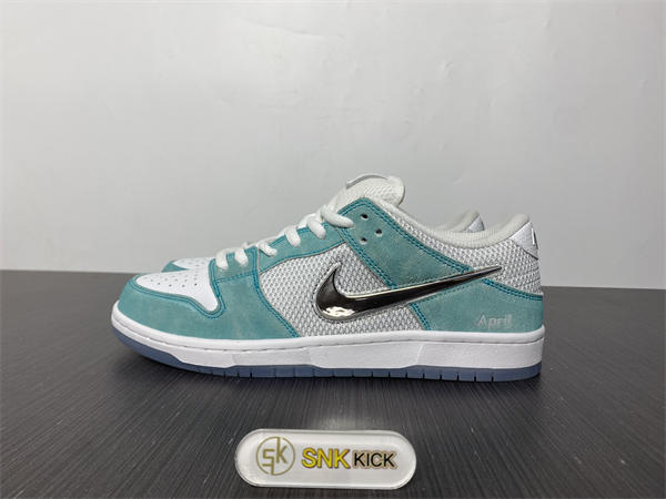 Nike SB Dunk Low April Skateboards  FD2562-400