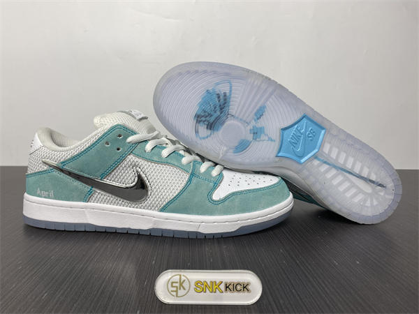 Nike SB Dunk Low April Skateboards  FD2562-400