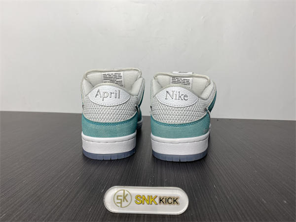 Nike SB Dunk Low April Skateboards  FD2562-400