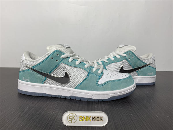 Nike SB Dunk Low April Skateboards  FD2562-400