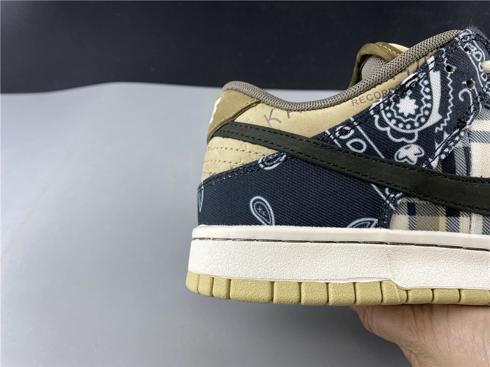 Nike SB Dunk LowTravis Scott (Regular Box) CT5053-001