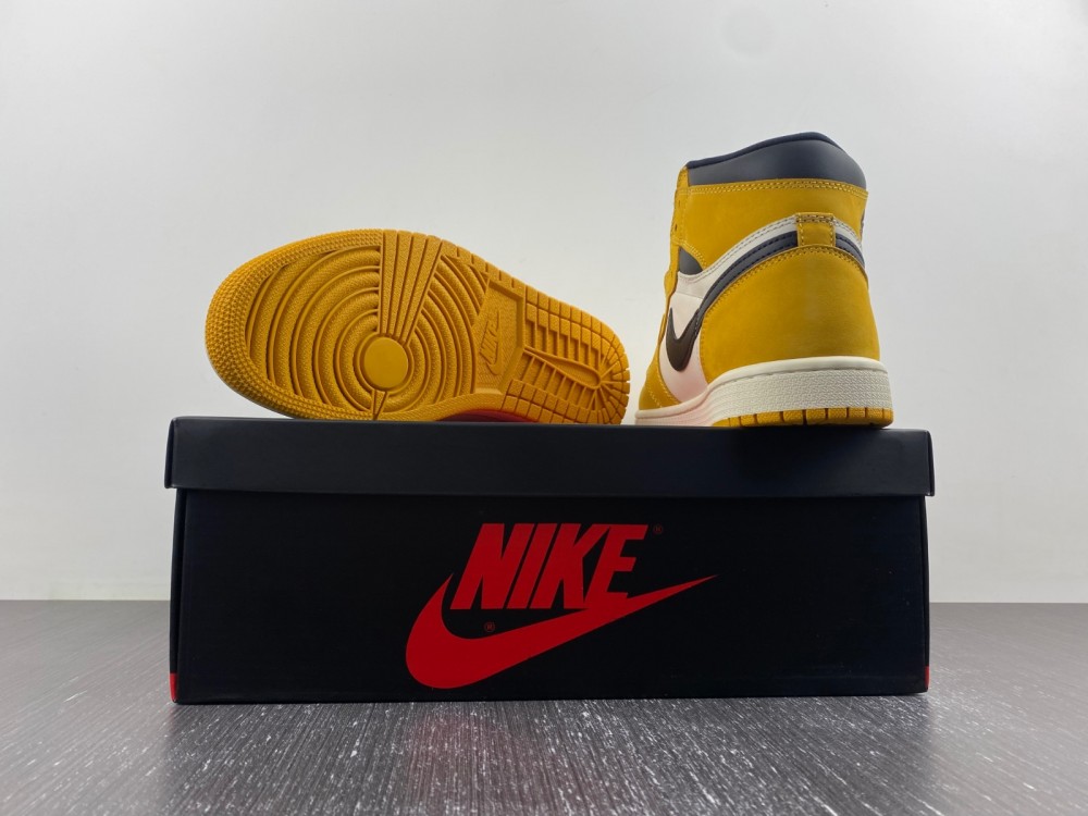 Jordan 1 Retro High Yellow Ochre  555088-109