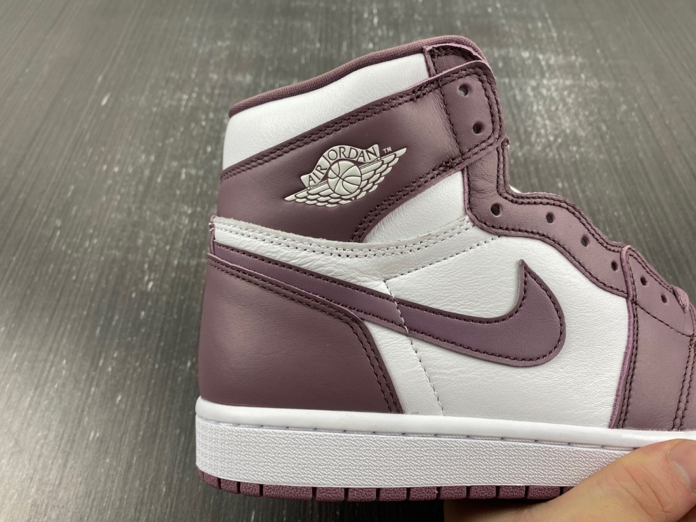 Jordan 1 Retro High OG Sky J Mauve DZ5485-105