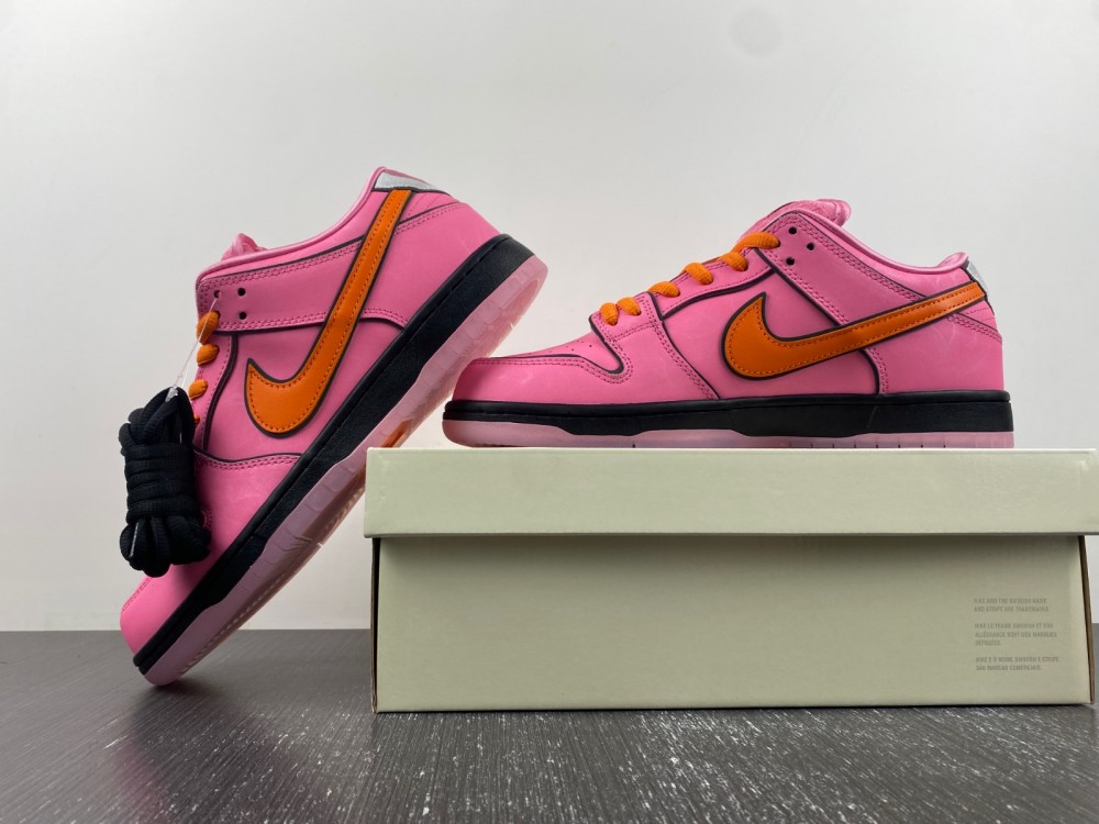 Nike SB Dunk Low “Blossom”The Powerpuff Girls FD2631-600