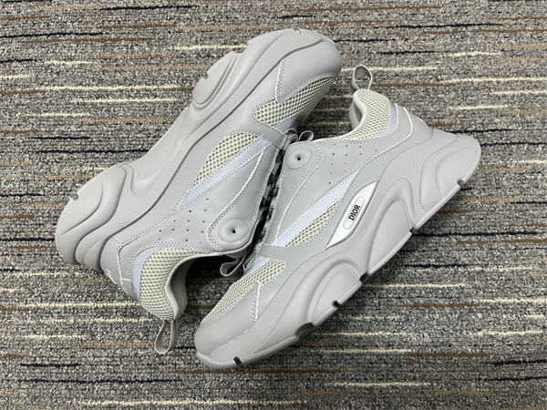 Dior B22