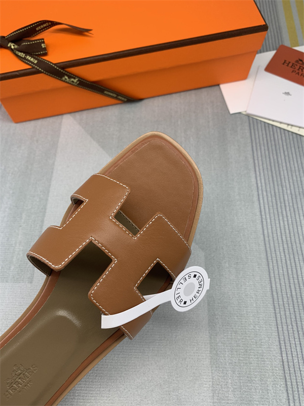 H Slipper