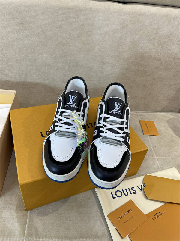 LV121