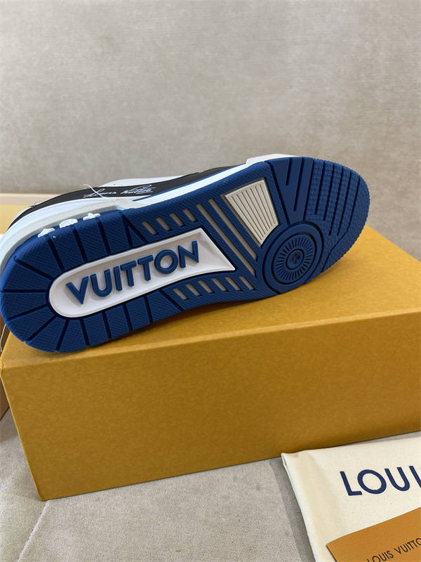 LV121